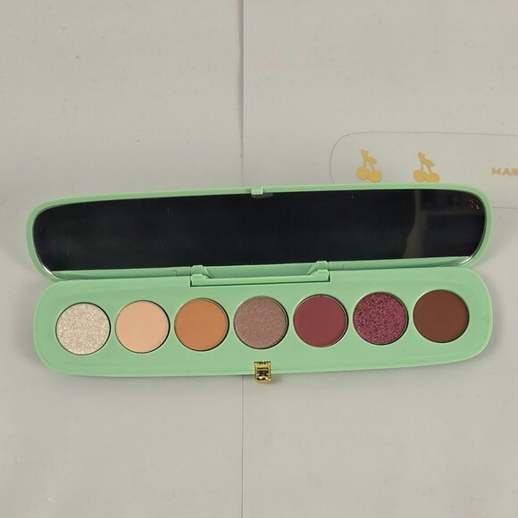Marc Jacobs Beauty Eye-Conic Multi-Finish Eye Palette – 880 Cherrific (NWOT) - Picture 4 of 4